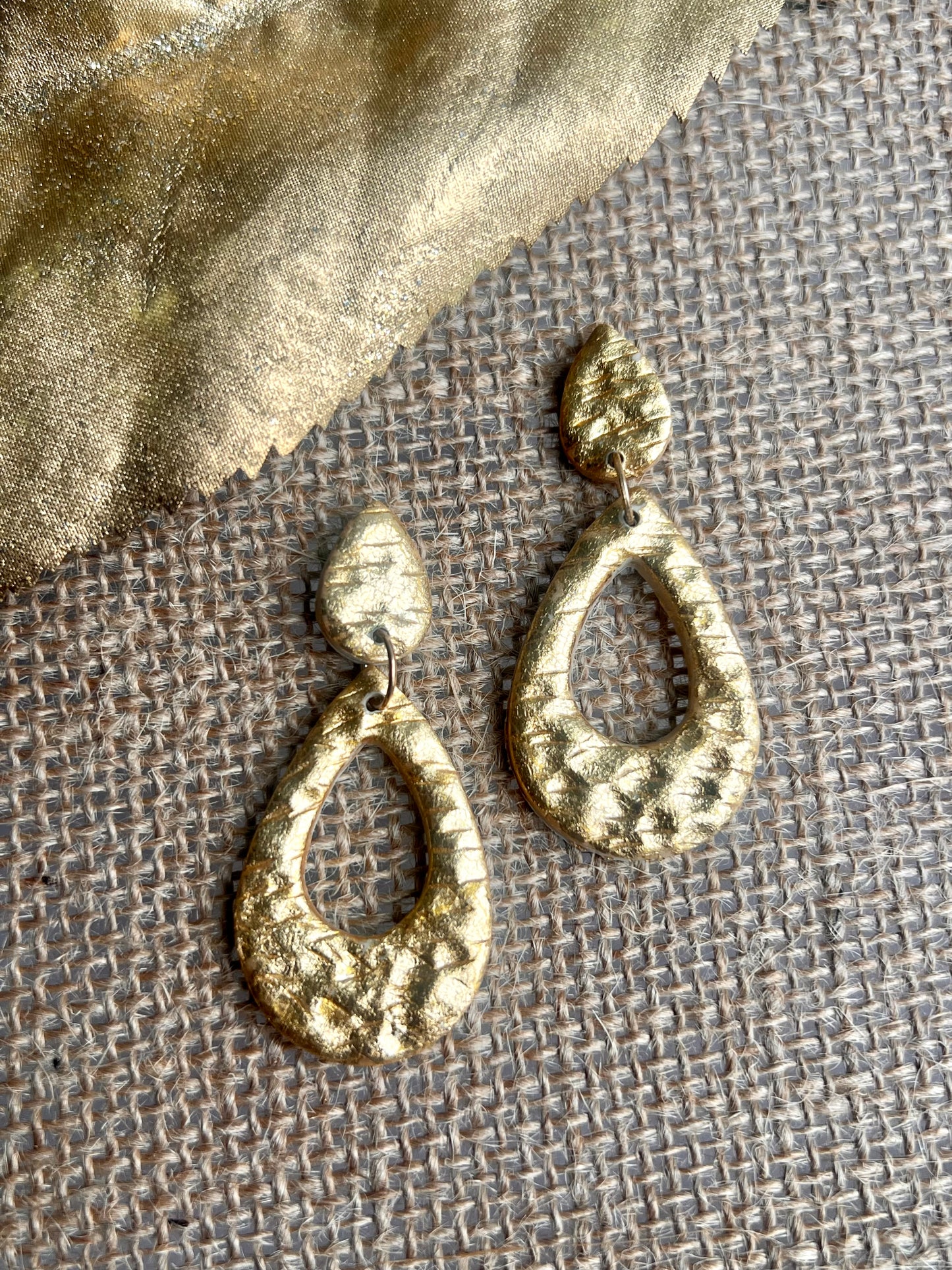 Dangles Earrings with Hammered Texture