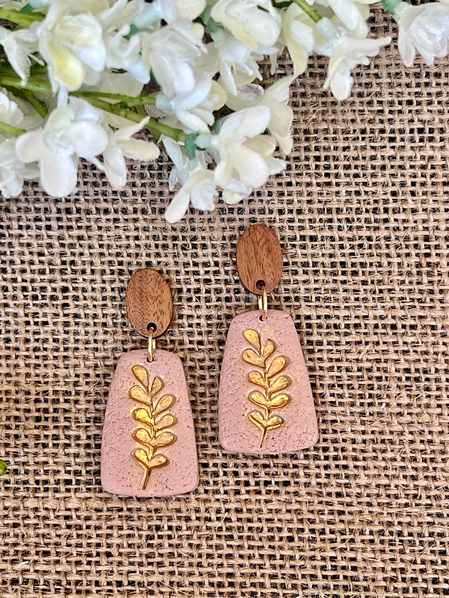 Dangle Earrings in Sand Color with Pressed Leaf Effect