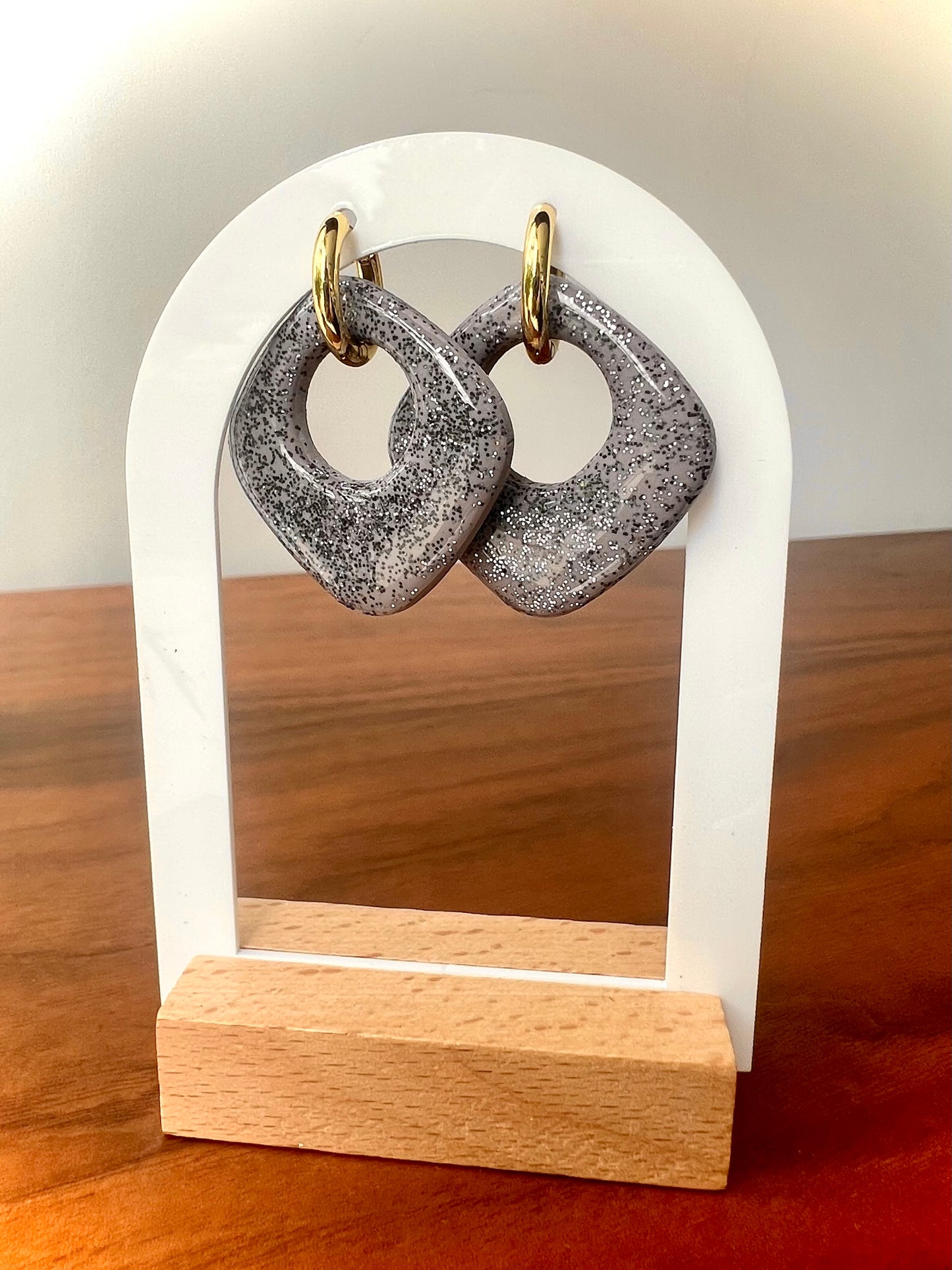 Donut Earrings in Soft Grey with a Touch of Glitter