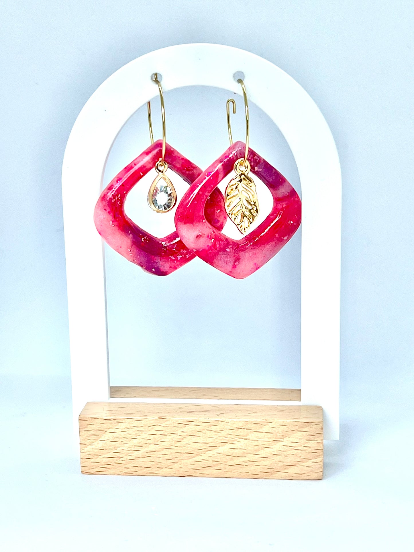 Summer Hoops in Pink with Accessories Included
