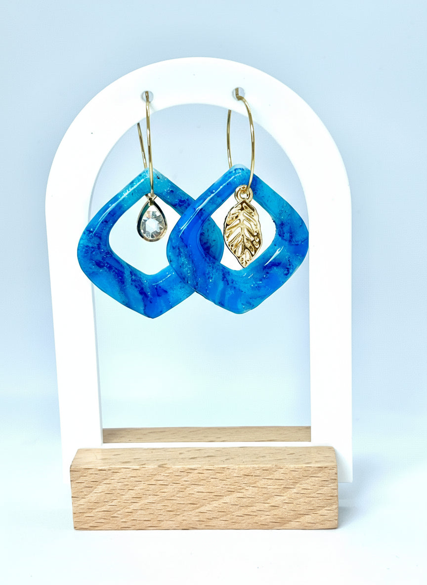 Summer Hoops in Turquoise with Accessories included