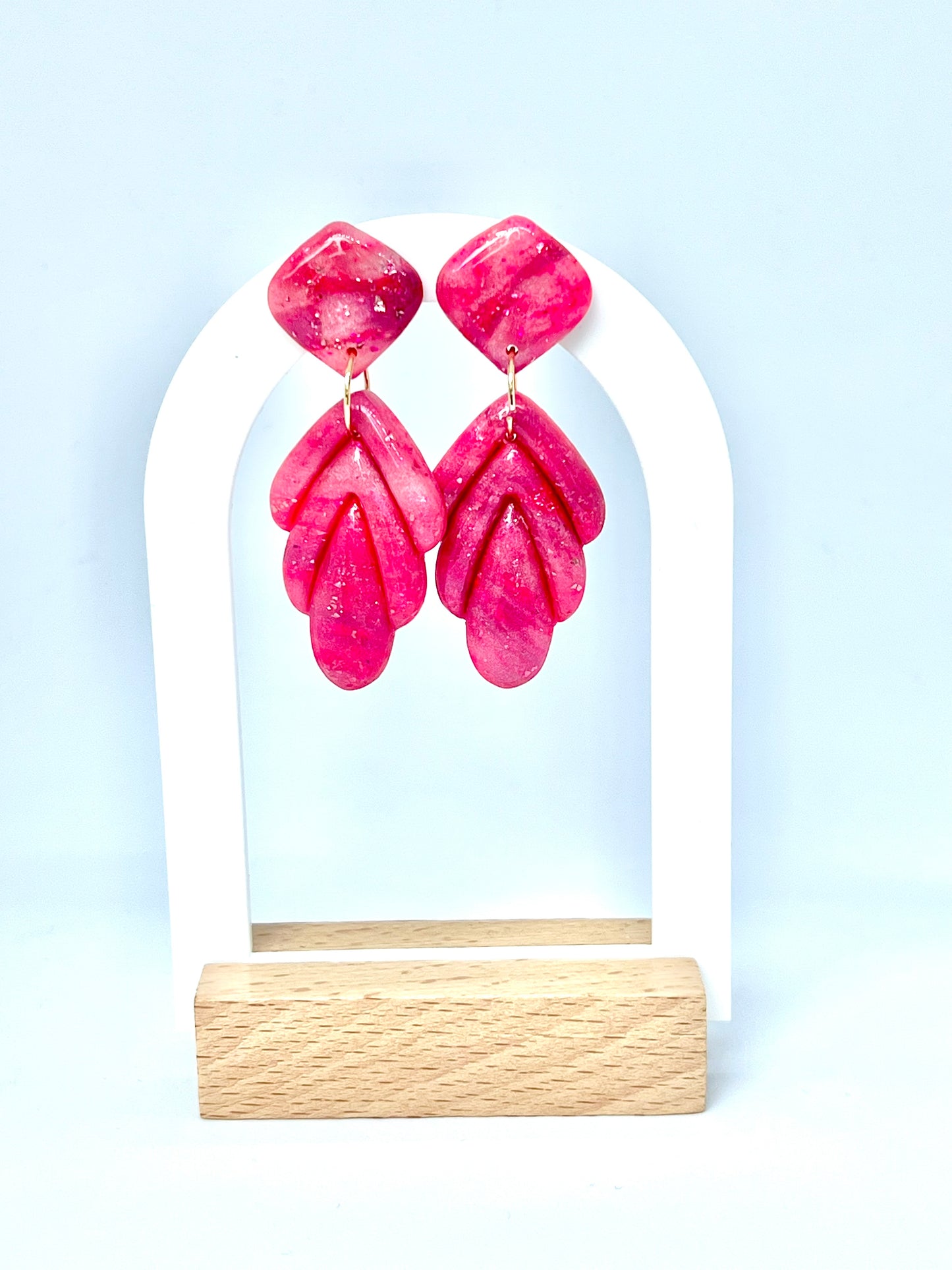 Summer Dangle Earrings in Pink