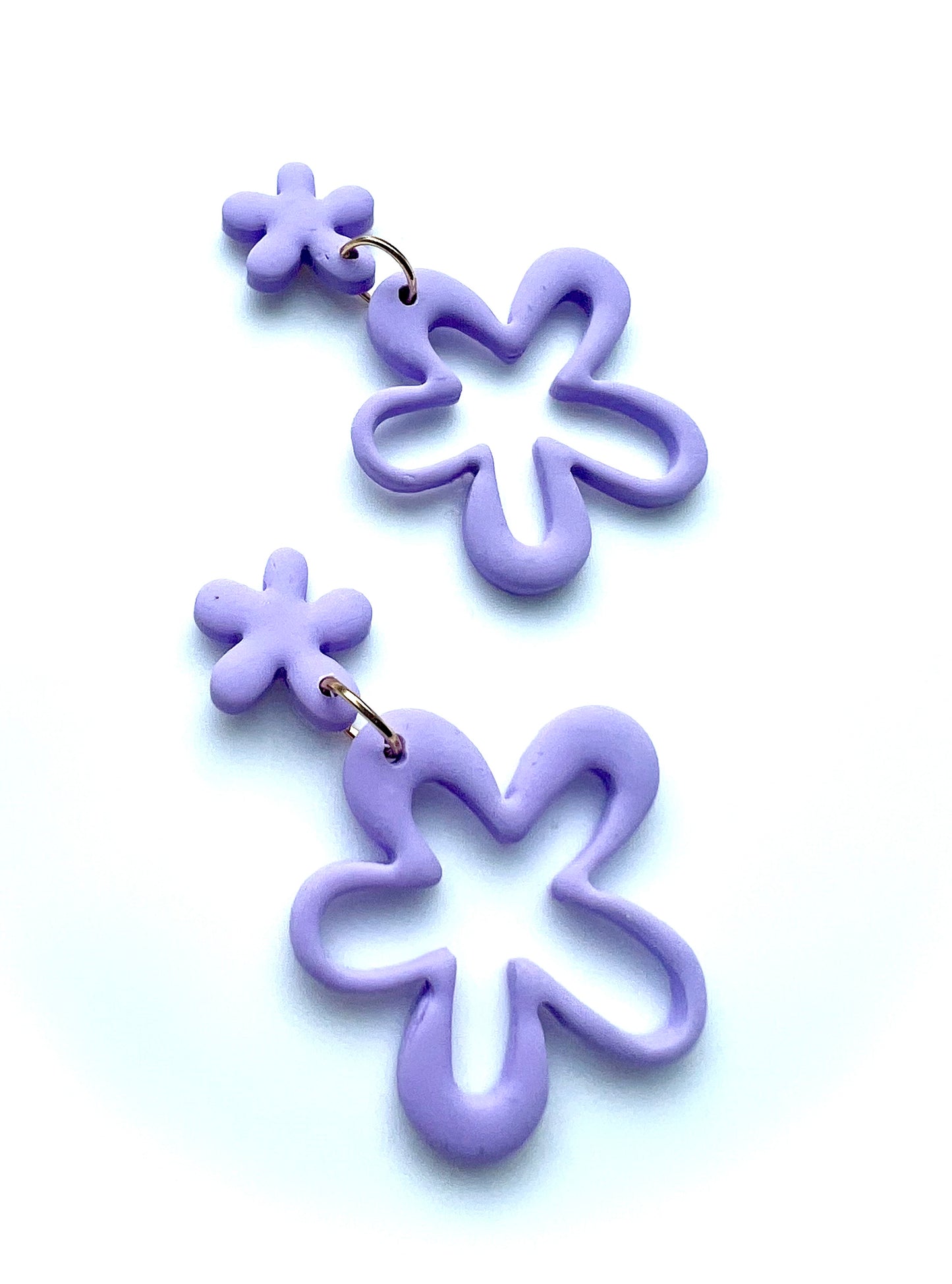 Floral Dangle Earrings in Lavender Blue
