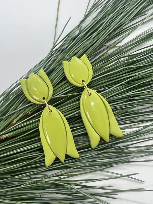 Tulips Dangles in Green with Walnut Wood Stud