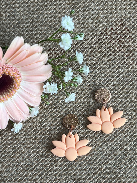 Flowers Dangles in Peach