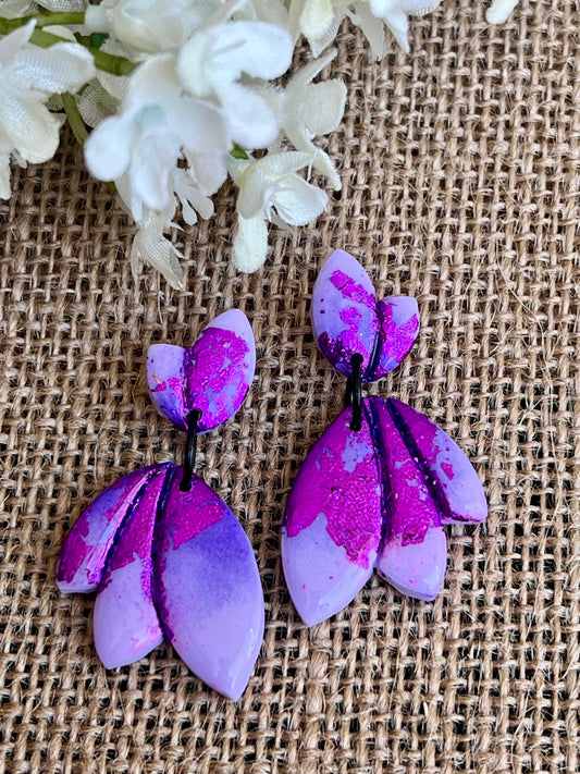 Dangle Earrings in Purple with Purple Leaf effects