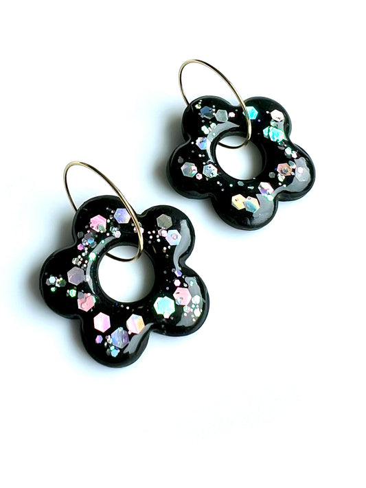 Sparkling Flowers Hoops in Silver