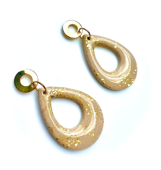 Teardrops Earrings in Beige with a Touch of Gold