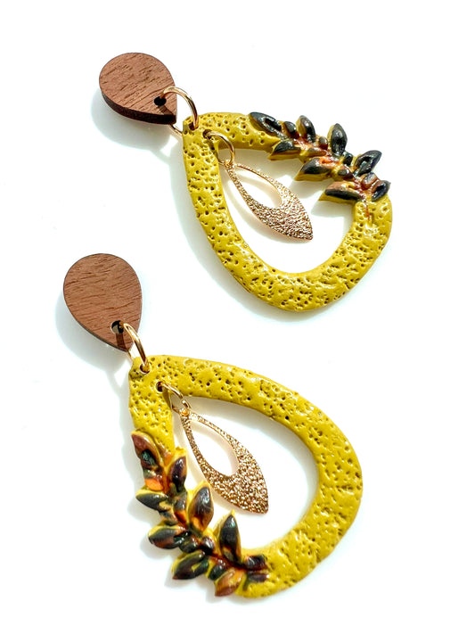 Floral Dangle Earrings