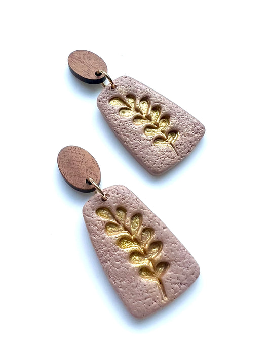 Dangle Earrings in Sand Color with Pressed Leaf Effect